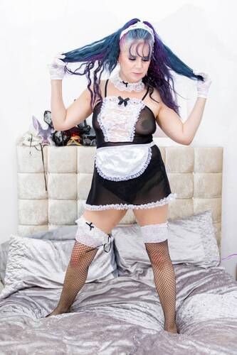 model Knotti3Ang31L uncategorized modelling photo taken by @Unicorn_Ghost