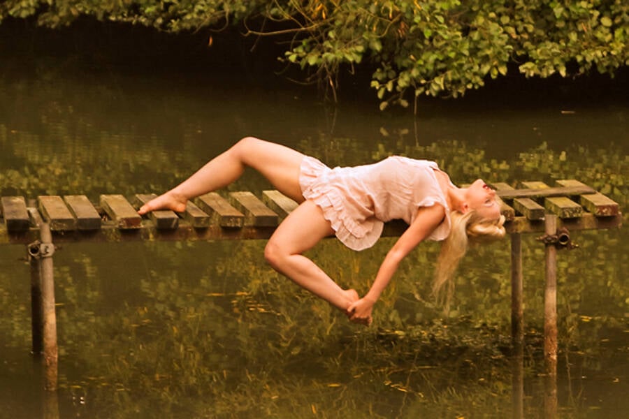 photographer nakedtruth glamour modelling photo taken at Midlands with Not on AdultFolio