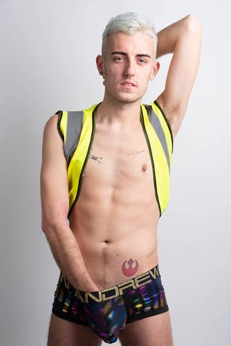 model carlk92 topless modelling photo taken by @Londonphoto