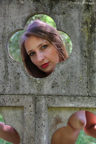 photographer Martin43 art nude modelling photo with Not on AdultFolio