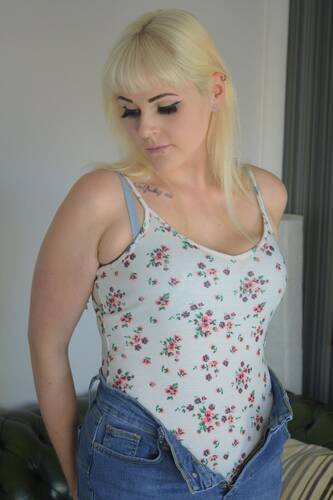 photographer rdphotography glamour modelling photo with @_Oubliette