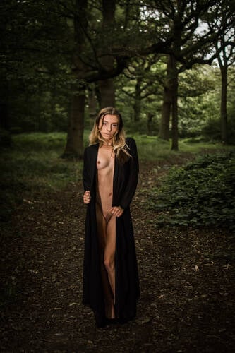 photographer Studiomckenzie art nude modelling photo with @HeidiHarperUK