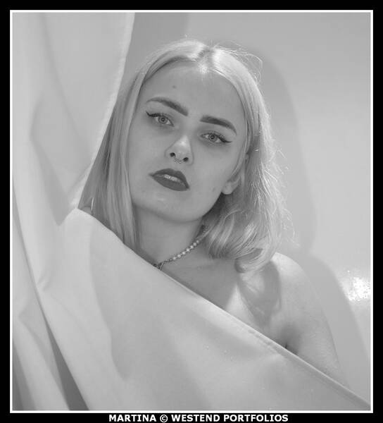 photographer WestendPortfolios uncategorized modelling photo taken at Travelodge with @Martinaxx,