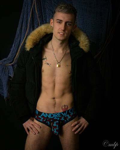 model carlk92 uncategorized modelling photo taken by @MBDI