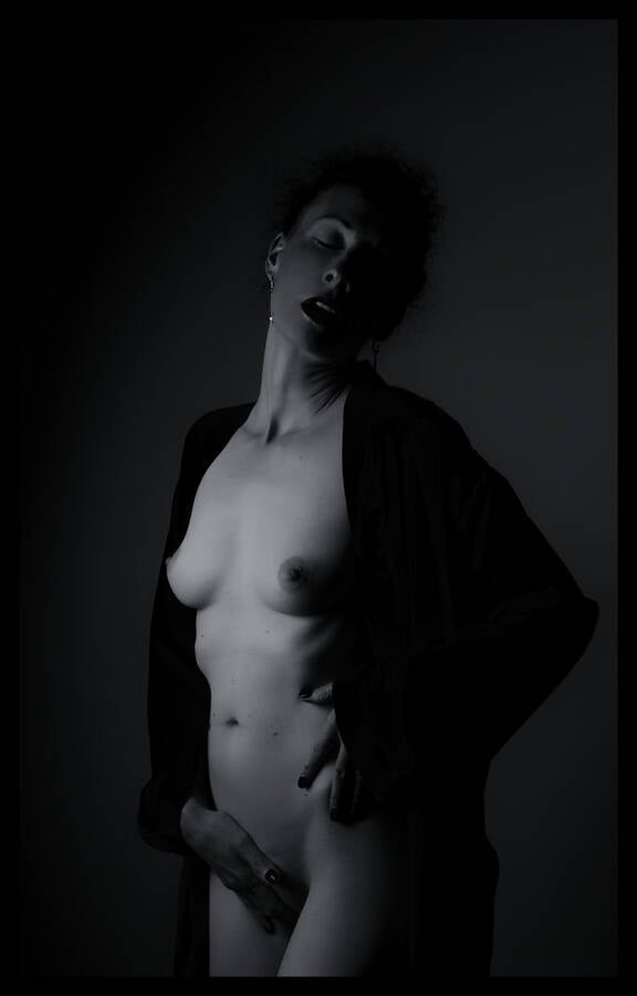 photographer Kanada2018 art nude modelling photo with @Scarlet_Louise