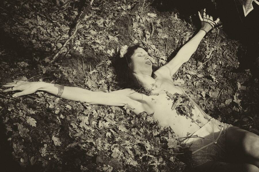 model Eleanor Burns art nude modelling photo taken by @timlong