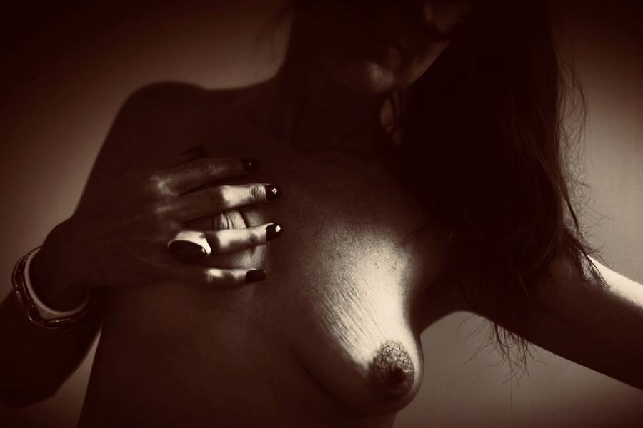 photographer Vaguely Erotic art nude modelling photo