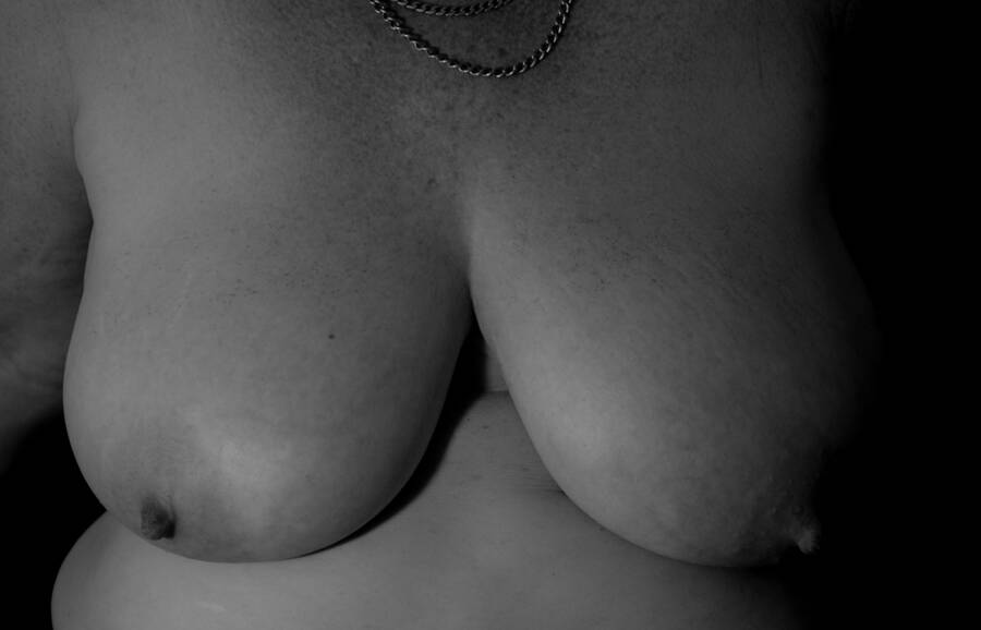 photographer Stephieb Photography art nude modelling photo with @Sweetpig269