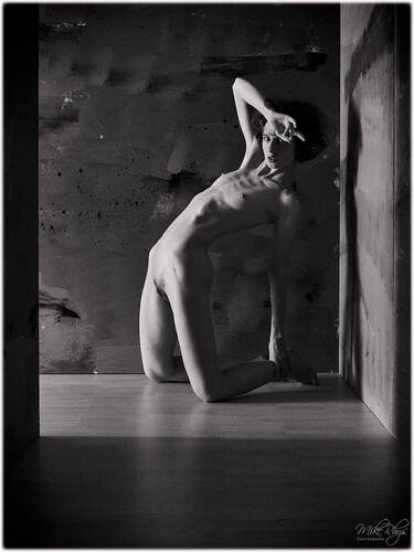 photographer MikeRhys art nude modelling photo with Not on AdultFolio
