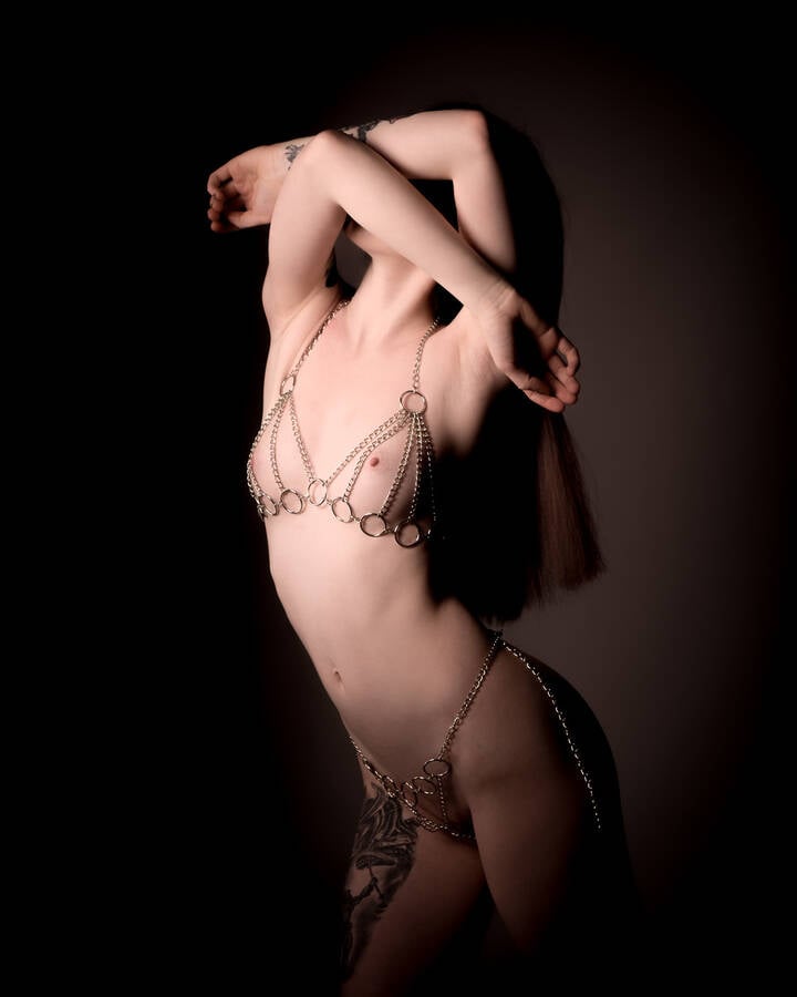 photographer ColinW art nude modelling photo with @Samantha99a