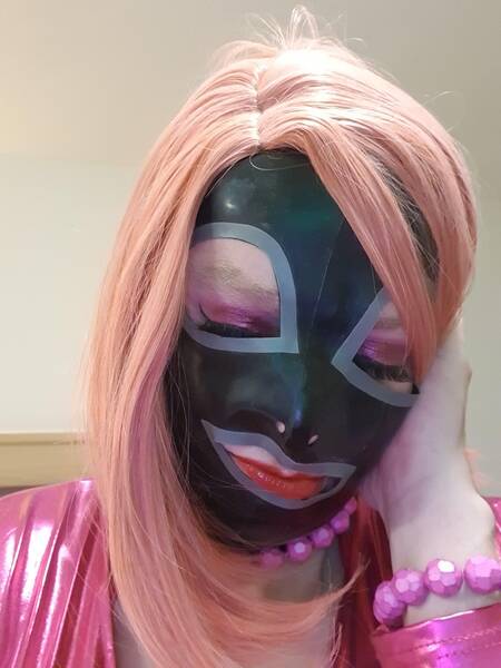 model Dollymaid glamour modelling photo taken by @Dollymaid