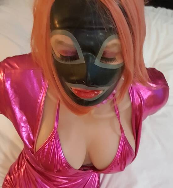 model Dollymaid glamour modelling photo taken by @Dollymaid