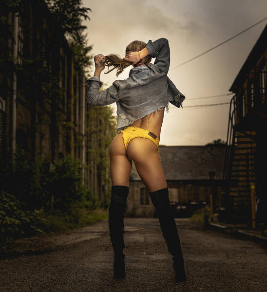 photographer Lensworksphotos uncategorized modelling photo with Not on AdultFolio