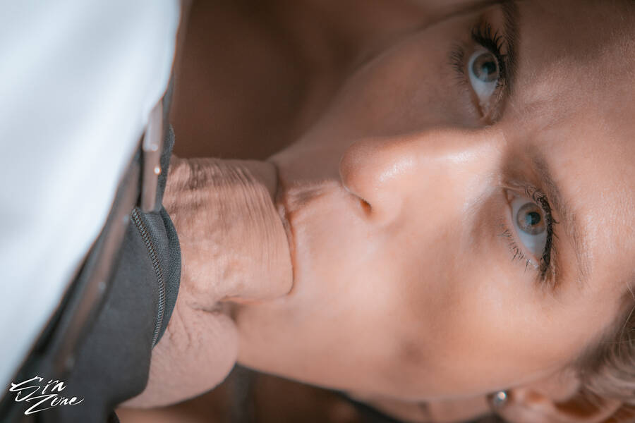 photographer SinZone blowjob modelling photo