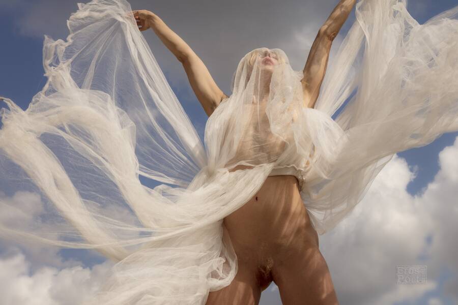 photographer JonasBee art nude modelling photo with Not on AdultFolio. esprit in goddesspt2 full hires stills set available here httpshalredwwihdmbl.