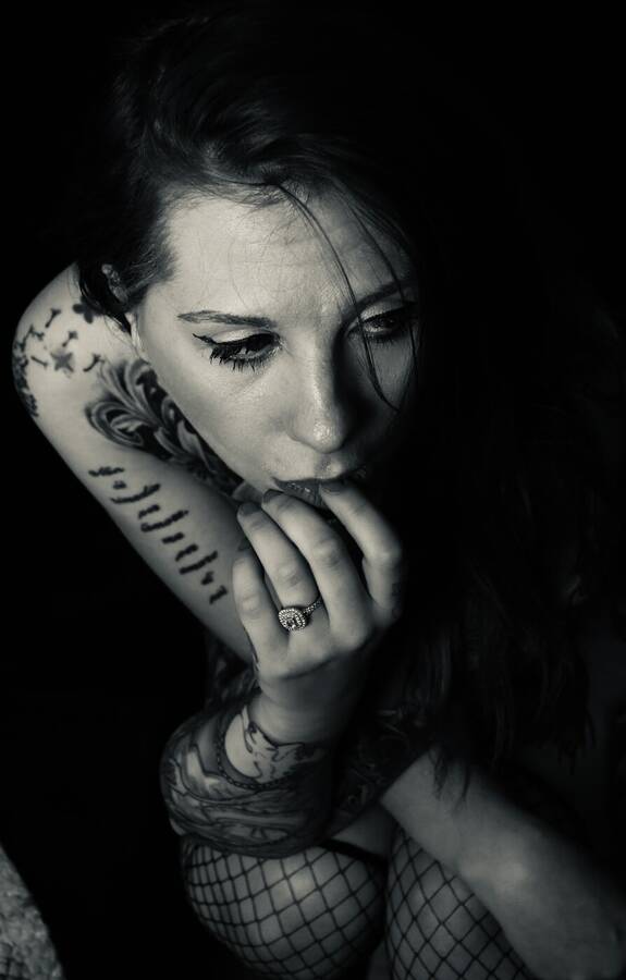 photographer Karl King glamour modelling photo with @Scarlett_love