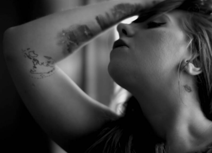 photographer Karl King glamour modelling photo with @Scarlett_love