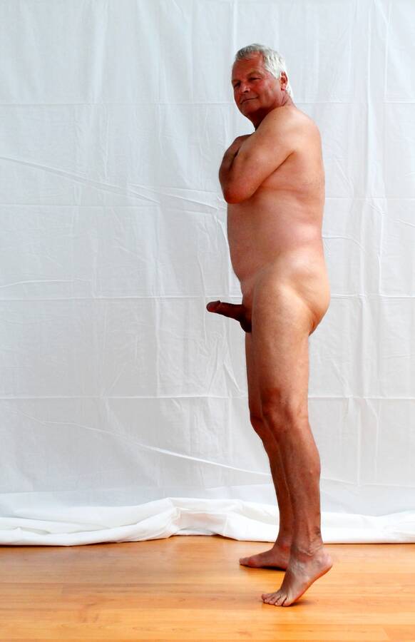 model Brian2769 art nude modelling photo taken by @Anonman