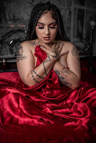 photographer Trezz The Niche uncategorized modelling photo with Not on AdultFolio