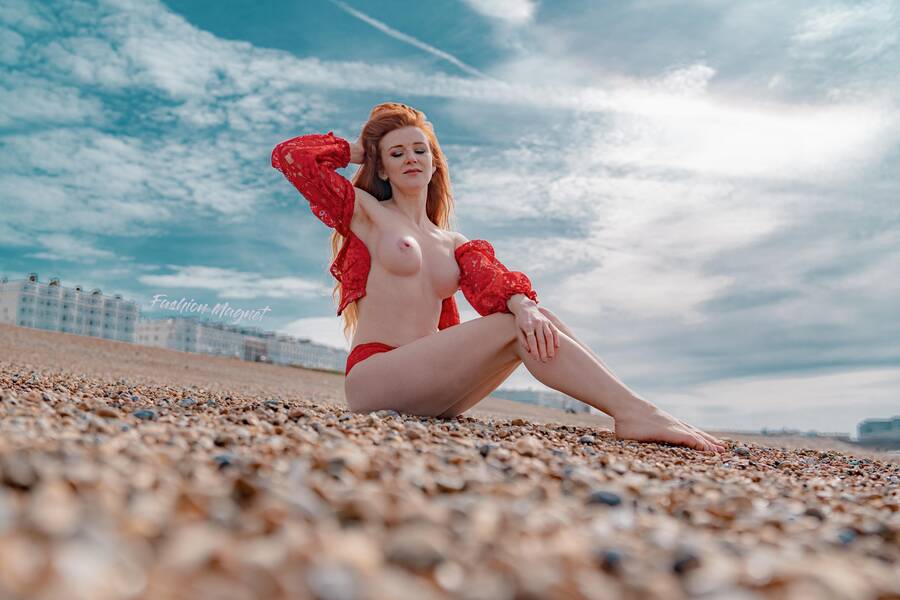 photographer FashionMagnet topless modelling photo taken at Brighton beach with @Ginger_Goddess
