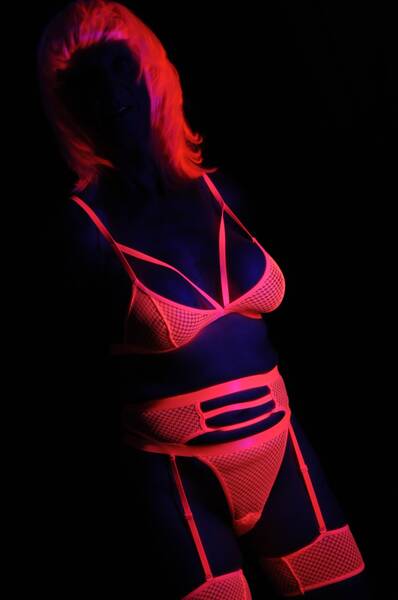 model Stephanie Starlight glamour modelling photo taken at Starlight Studios taken by @Bigbadcol
