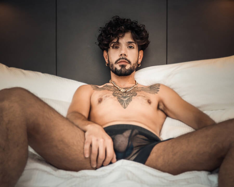 photographer LondonMaleImages art nude modelling photo with @Josh_Bee
