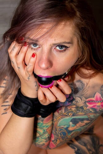 photographer High Glam Photography bdsm modelling photo with @Scarlett_love
