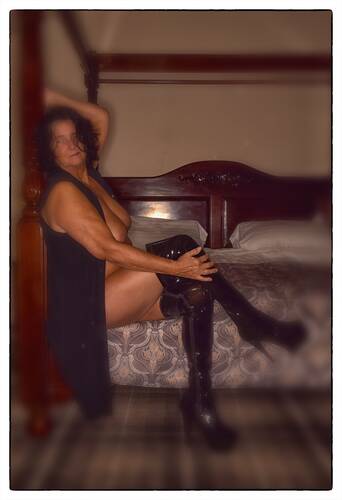 photographer francetog topless modelling photo