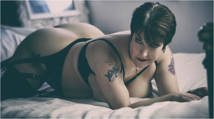 model Ladybird art nude modelling photo taken by @JasonSkarratt_Photos