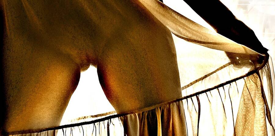 digital artist WigglyBeezers art nude modelling photo with @Naturalwoman