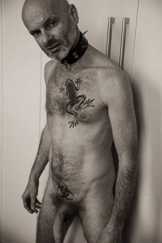 model hungpig uncategorized modelling photo taken by @Red_Bear_Studio