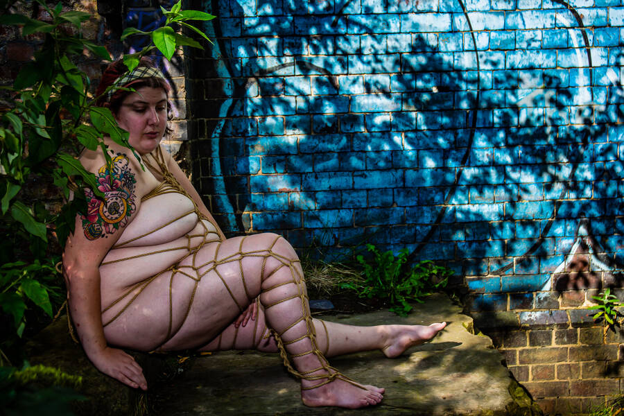 model tinkahell23 art fetish modelling photo taken by @peanutsphotography
