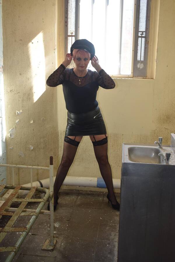 model Dimonty glamour modelling photo taken at Dorchester Prison taken by @PhilMason