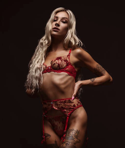 photographer Lensworksphotos uncategorized modelling photo with Not on AdultFolio