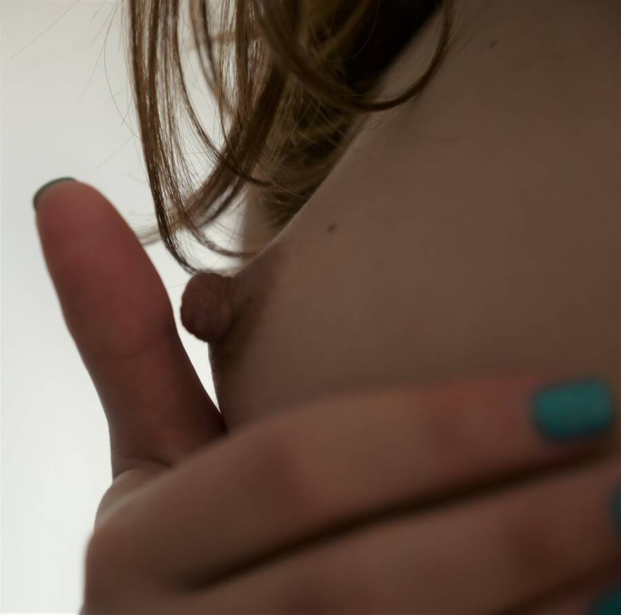 photographer Amateurmatt topless modelling photo with @Abiadultpics